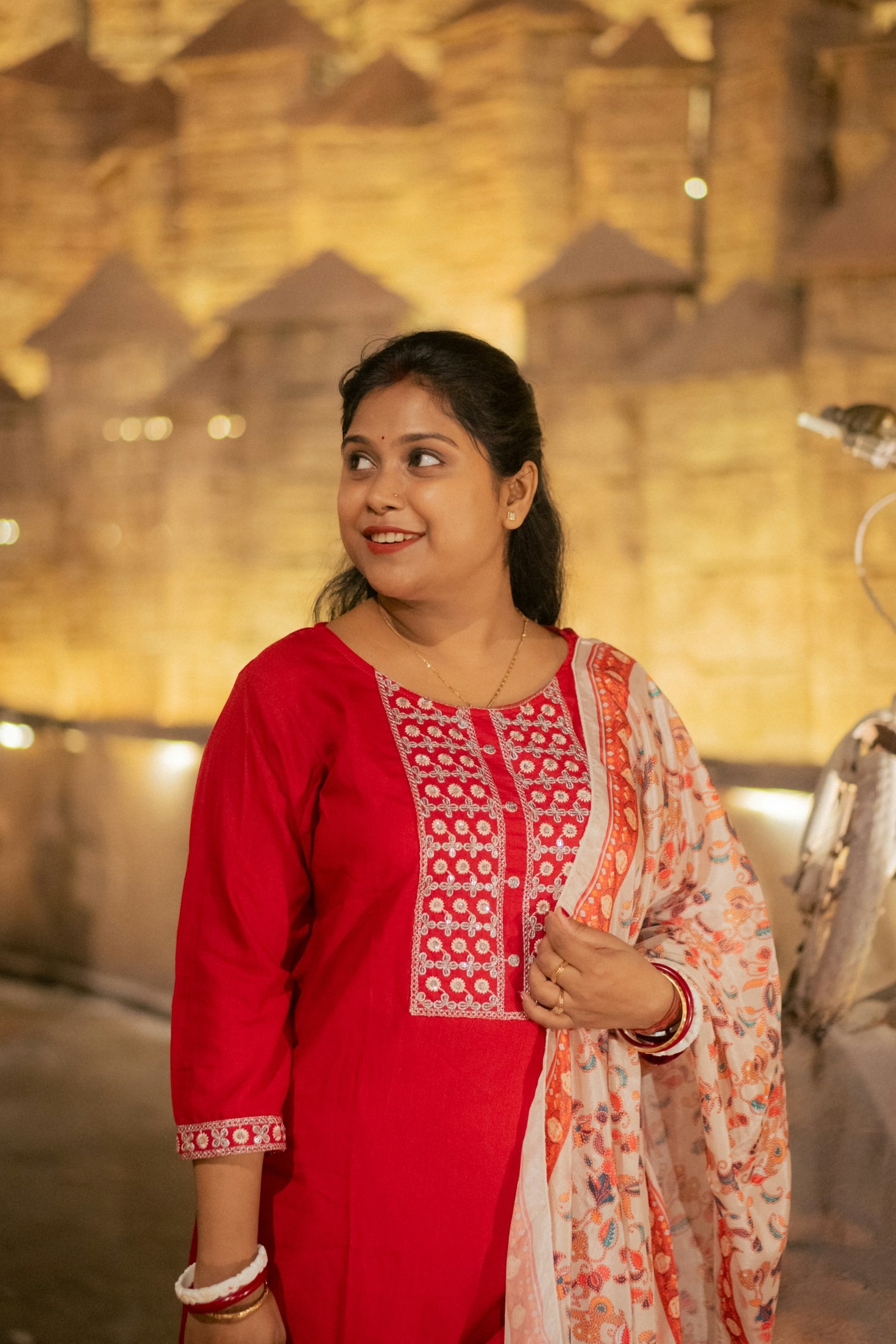 Behind the Craftsmanship of Pakistani Textiles